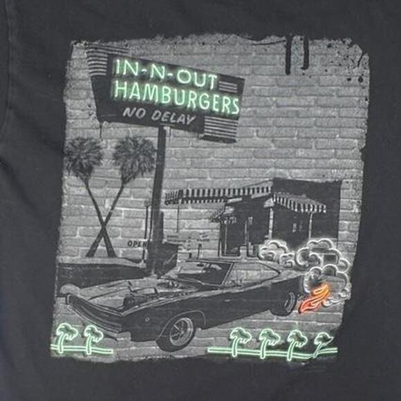 In-N-Out Las Vegas Black Classic Car Graphic T-shirts Size Medium Made in USA - Picture 4 of 7